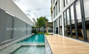 For sale 3 bedrooms townhouse in Wang Thonglang, Bangkok