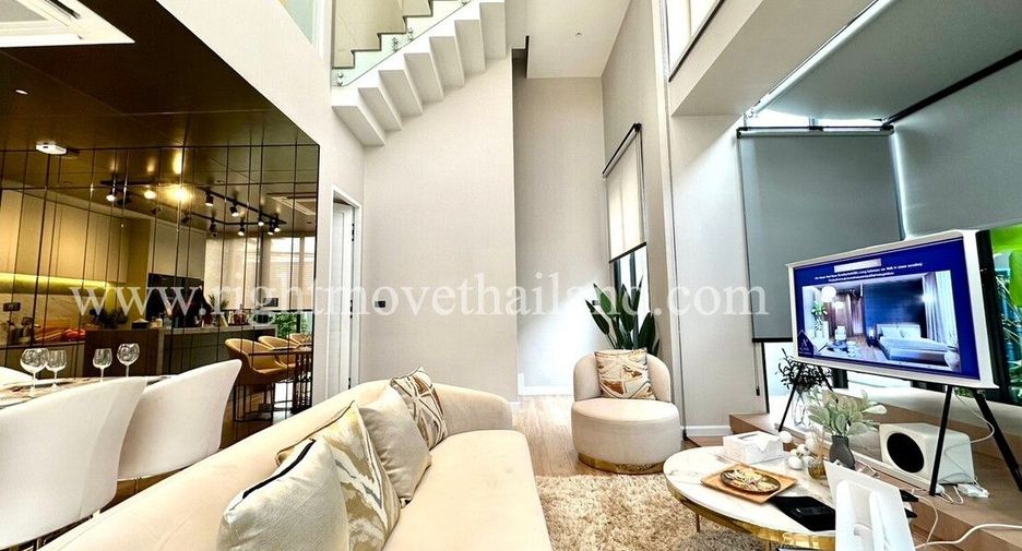 For sale 3 bedrooms townhouse in Wang Thonglang, Bangkok