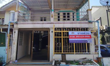 Reihenhaus zum Kauf mit 2 Zimmer in Bang Khun Thian, Bangkok
