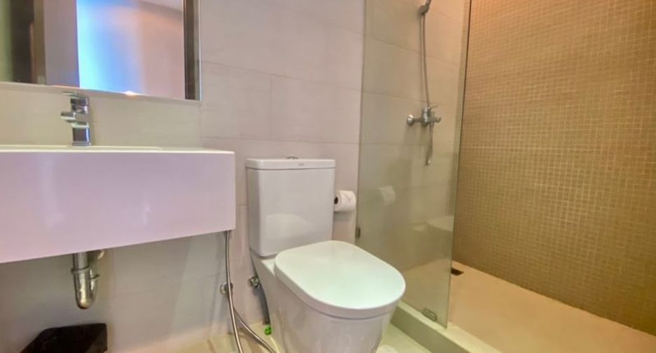 For rent 2 bedrooms condo in Si Racha, Chonburi