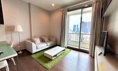 For rent 1 bed condo in Watthana, Bangkok