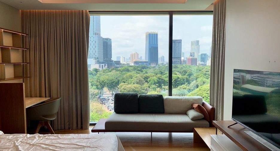 For rent 1 bed condo in Pathum Wan, Bangkok