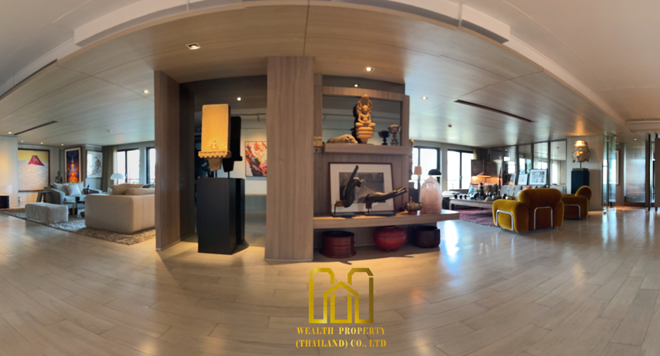 For sale 3 bedrooms condo in Yan Nawa, Bangkok
