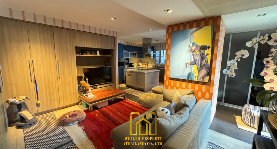 For sale 3 bedrooms condo in Yan Nawa, Bangkok