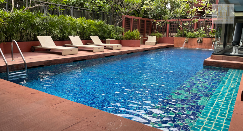 For sale 3 bedrooms condo in Yan Nawa, Bangkok