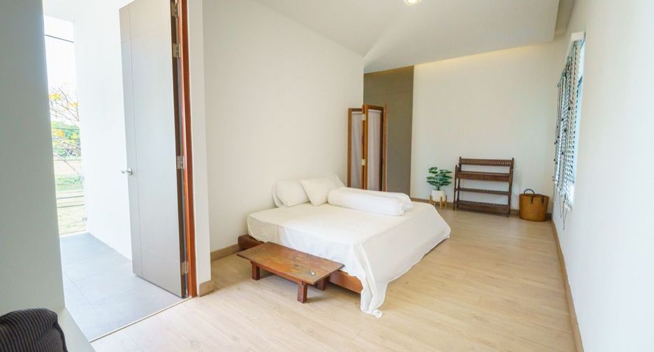 For sale 6 bedrooms villa in Doi Saket, Chiang Mai