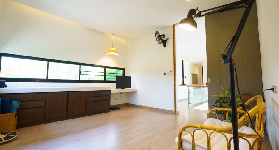 For sale 6 bedrooms villa in Doi Saket, Chiang Mai