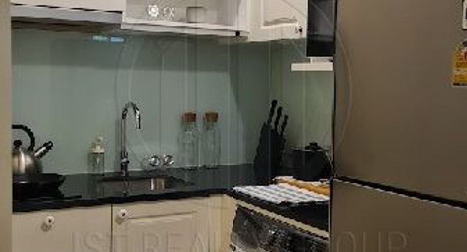 For sale 2 bedrooms condo in Watthana, Bangkok