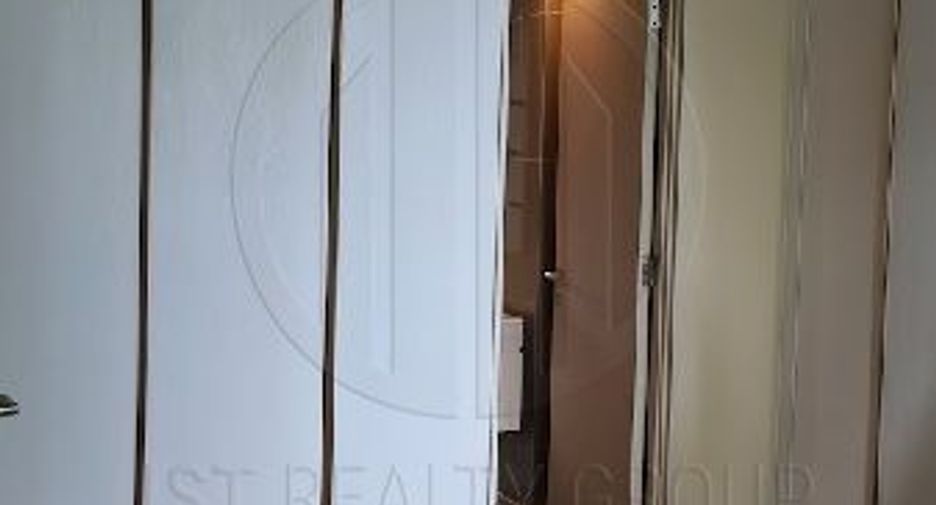 For sale 2 bedrooms condo in Watthana, Bangkok