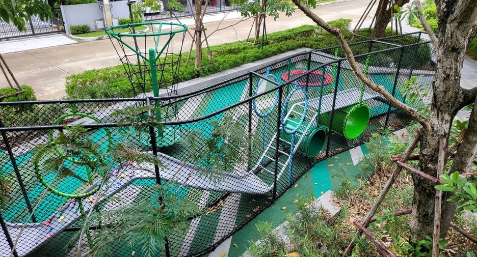 Haus zum Kauf mit 4 Zimmer in Bang Kapi, Bangkok