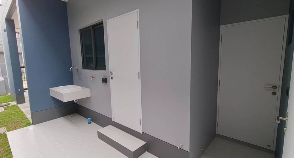 Haus zum Kauf mit 4 Zimmer in Bang Kapi, Bangkok