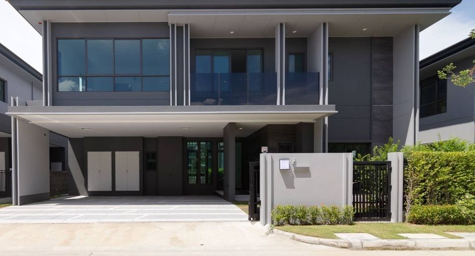 Haus zum Kauf mit 4 Zimmer in Bang Kapi, Bangkok