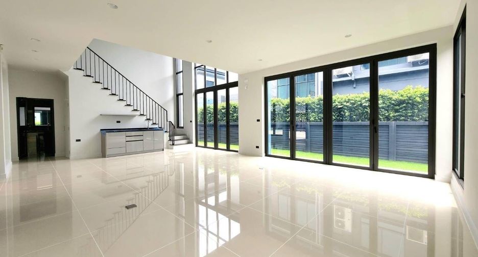 Haus zum Kauf mit 4 Zimmer in Bang Kapi, Bangkok