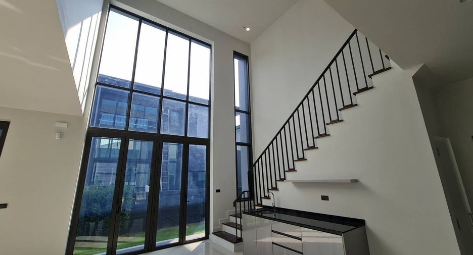 Haus zum Kauf mit 4 Zimmer in Bang Kapi, Bangkok