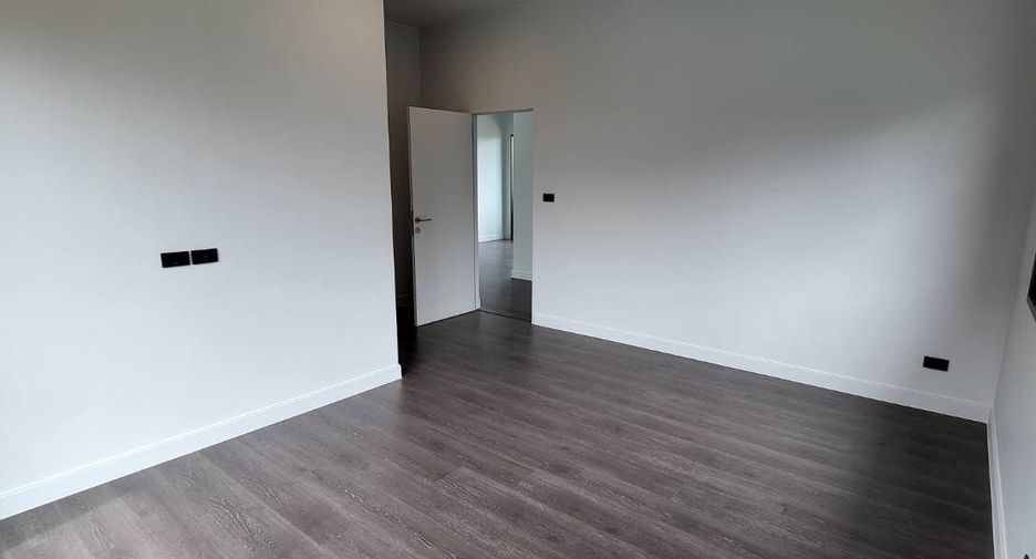 Haus zum Kauf mit 4 Zimmer in Bang Kapi, Bangkok