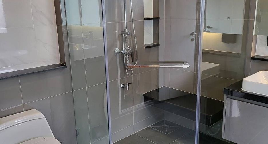 Haus zum Kauf mit 4 Zimmer in Bang Kapi, Bangkok