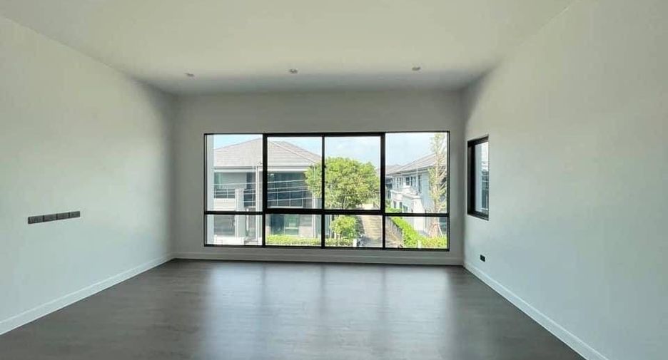 Haus zum Kauf mit 4 Zimmer in Bang Kapi, Bangkok