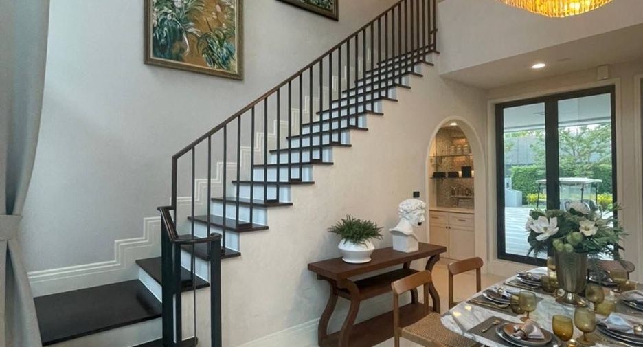 Haus zum Kauf mit 4 Zimmer in Bang Kapi, Bangkok