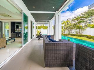 For rent 4 bedrooms villa in Bang Lamung, Chonburi