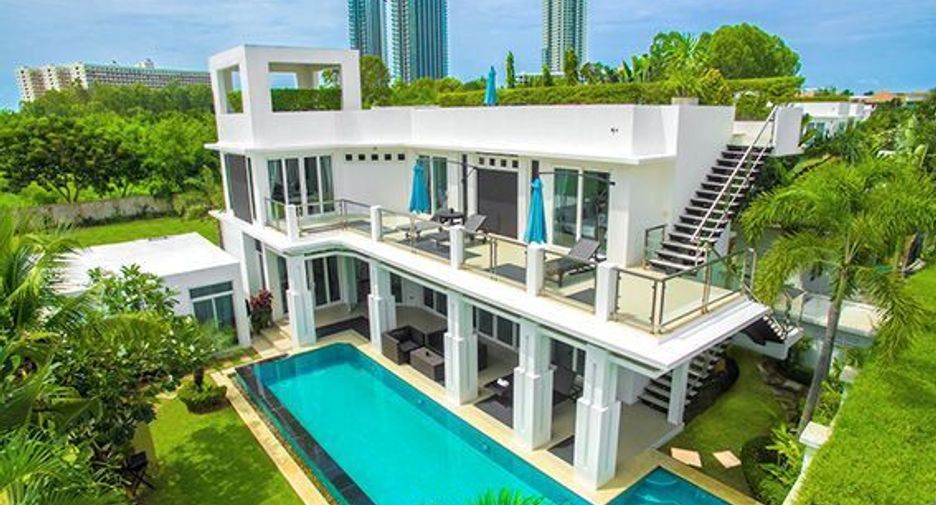 Villa en alquiler de 4 habitaciones en Bang Lamung, Chonburi