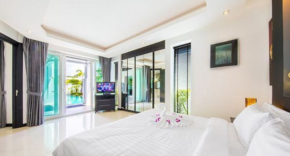 Villa en alquiler de 4 habitaciones en Bang Lamung, Chonburi