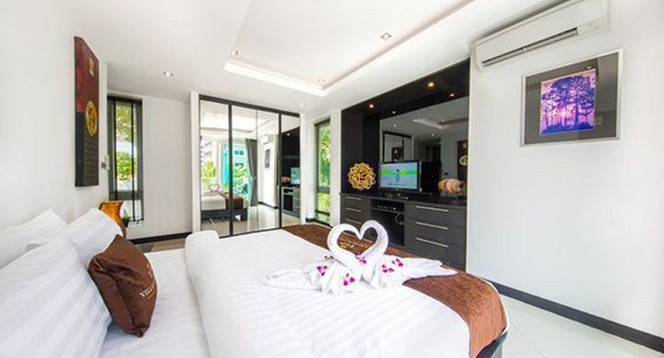 Villa en alquiler de 4 habitaciones en Bang Lamung, Chonburi