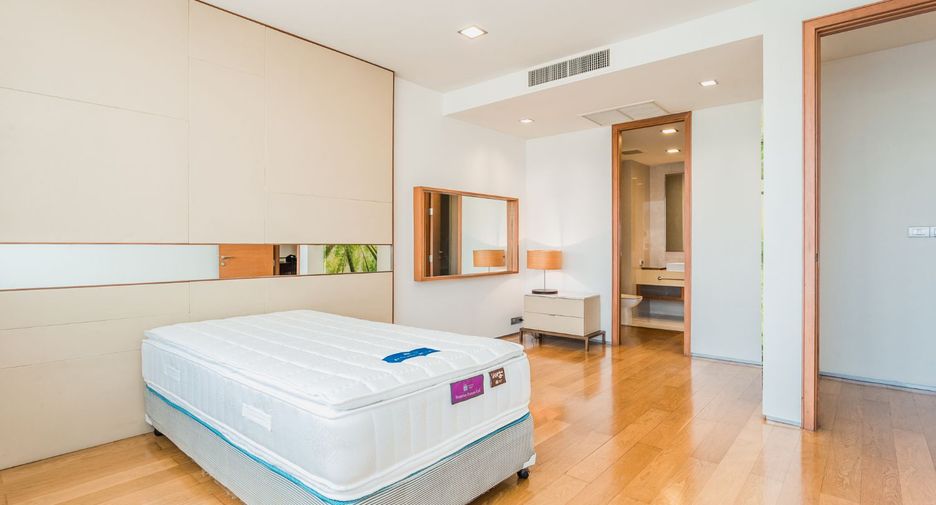 ขาย 3 ห้องนอน คอนโด ใน คลองเตย, กรุงเทพฯ
