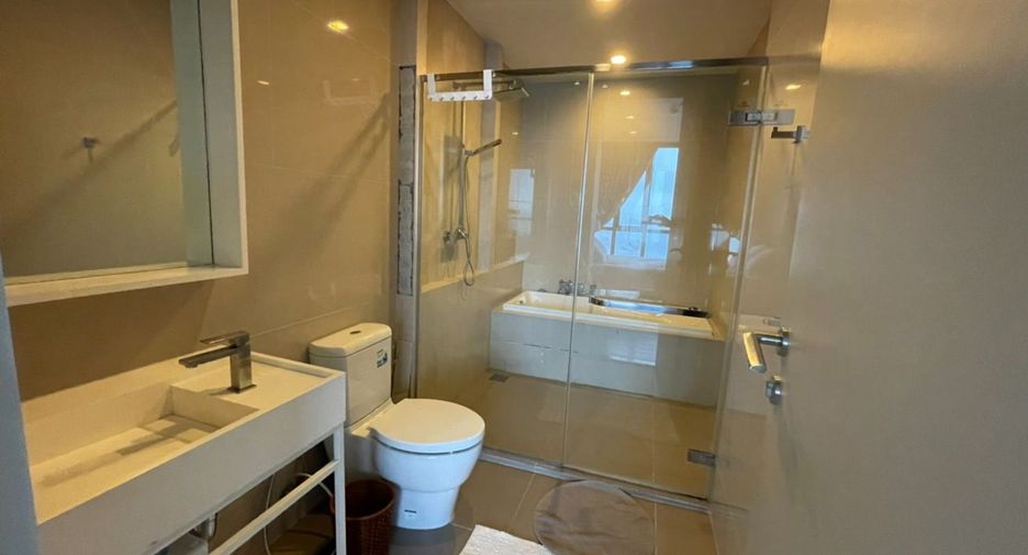 For rent and for sale 2 bedrooms condo in Bang Lamung, Chonburi