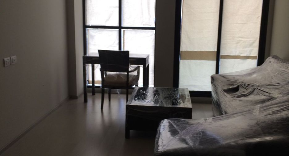 À louer et à vendre 1 chambre condo à Watthana, Bangkok
