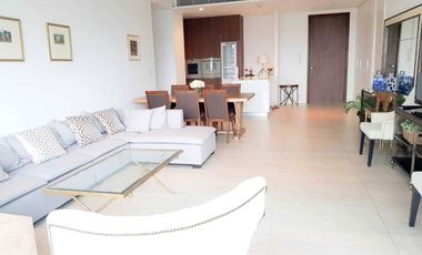 For rent 2 bedrooms condo in Pathum Wan, Bangkok