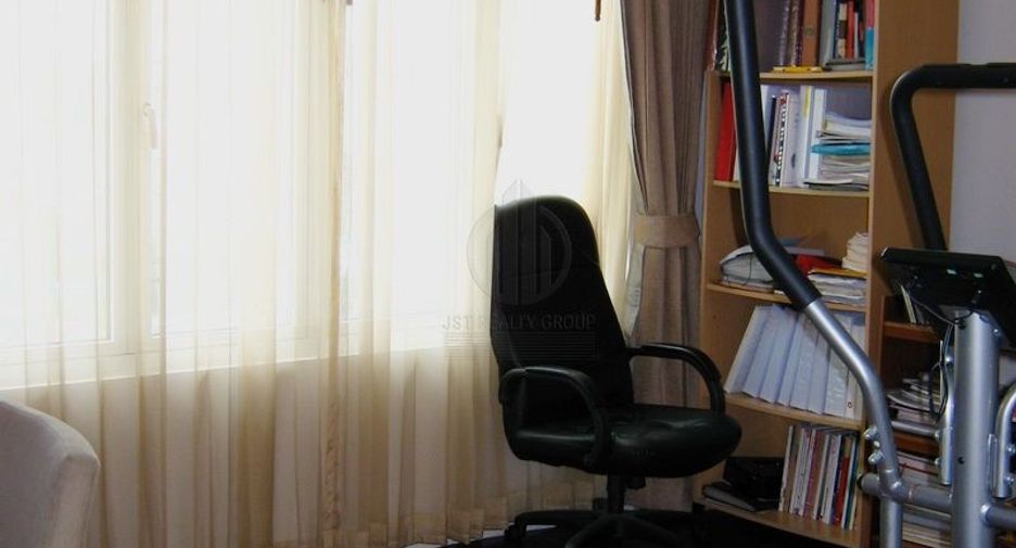 For rent 3 Beds condo in Khlong Toei, Bangkok