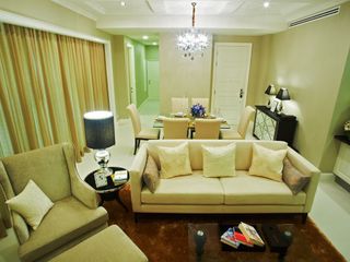 For sale 3 bedrooms condo in Watthana, Bangkok