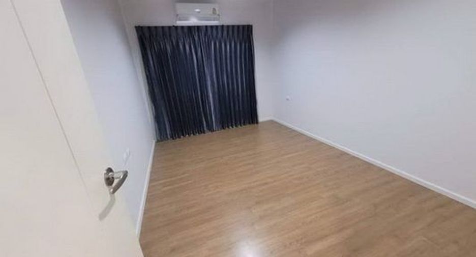 For rent 3 bed house in Khan Na Yao, Bangkok