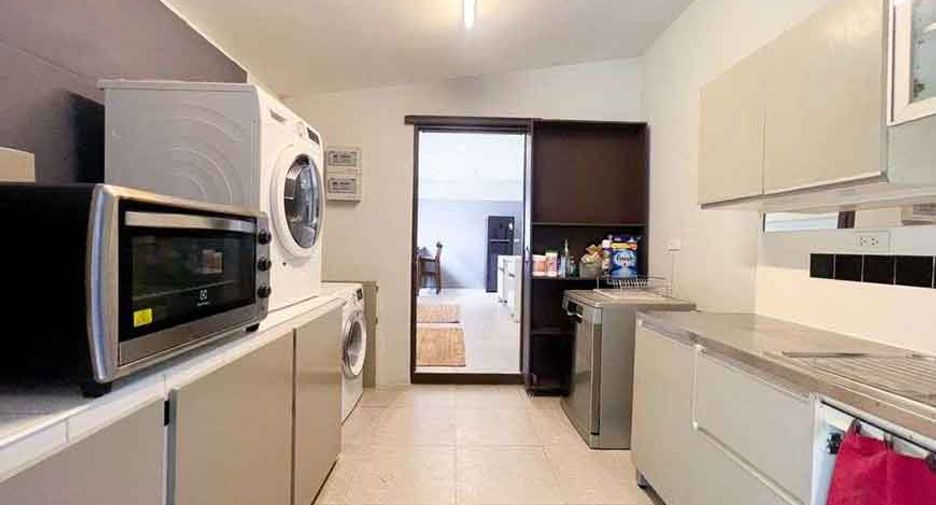 For rent 4 bedrooms house in Mae Rim, Chiang Mai