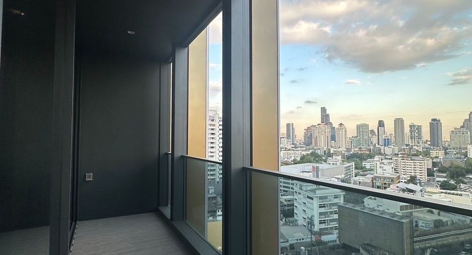 Condo en alquiler de 2 habitaciones en Khlong Toei, Bangkok