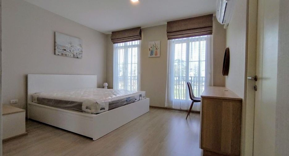 For rent 3 bedrooms townhouse in Prawet, Bangkok