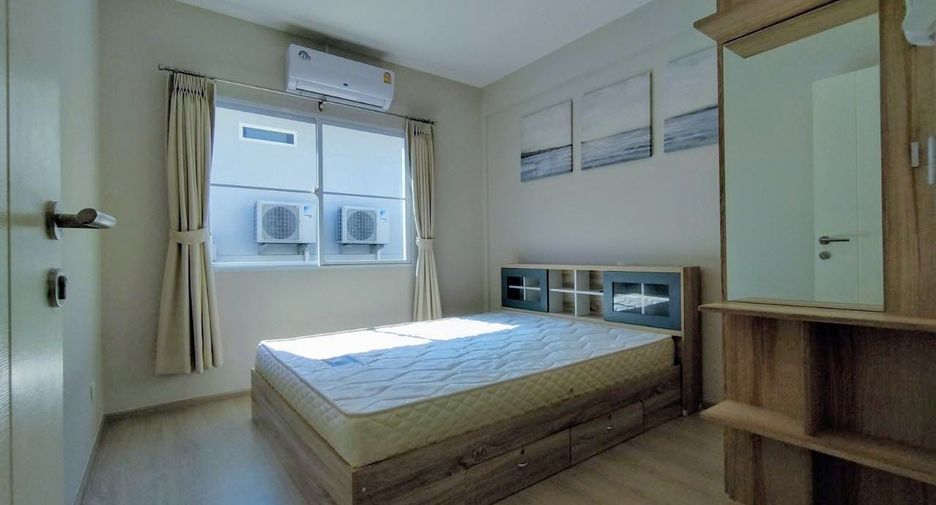 For rent 3 bedrooms townhouse in Prawet, Bangkok