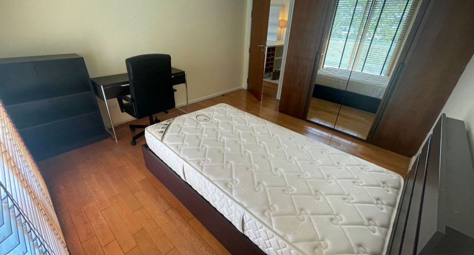 For rent 2 bedrooms condo in Sathon, Bangkok