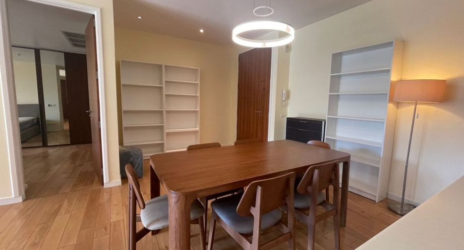 For rent 2 bedrooms condo in Sathon, Bangkok
