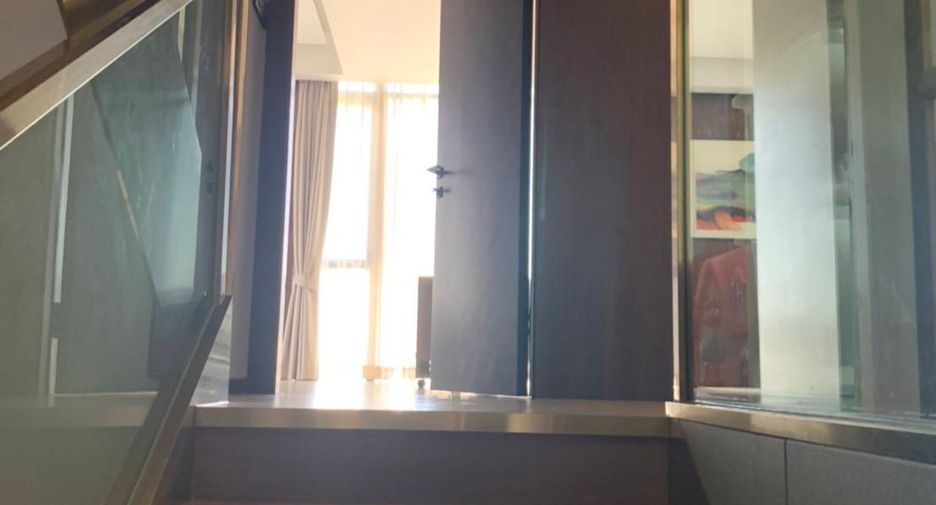 À vendre 3 chambres condo à Khlong Toei, Bangkok