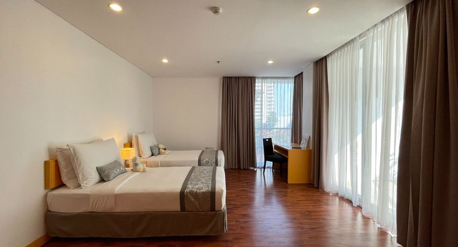 Apartamento en alquiler de 4 habitaciones en Khlong Toei, Bangkok