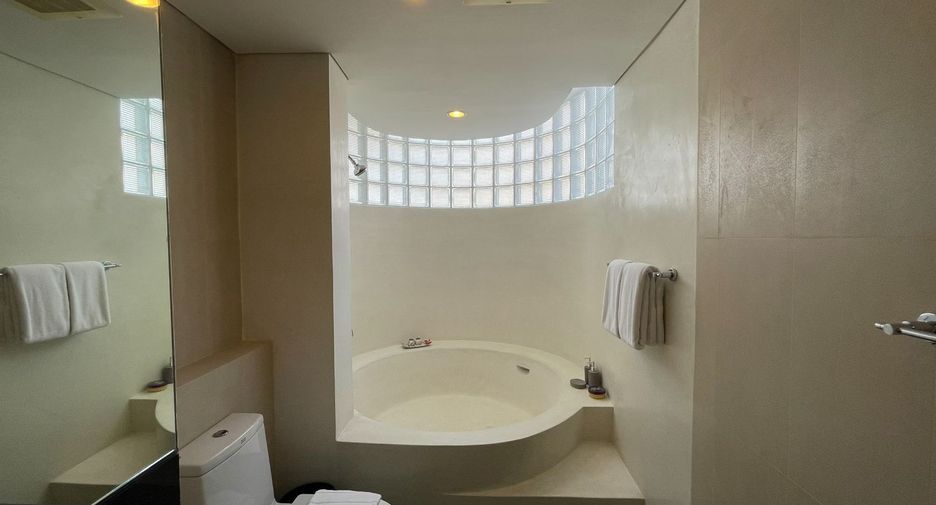 Apartamento en alquiler de 4 habitaciones en Khlong Toei, Bangkok