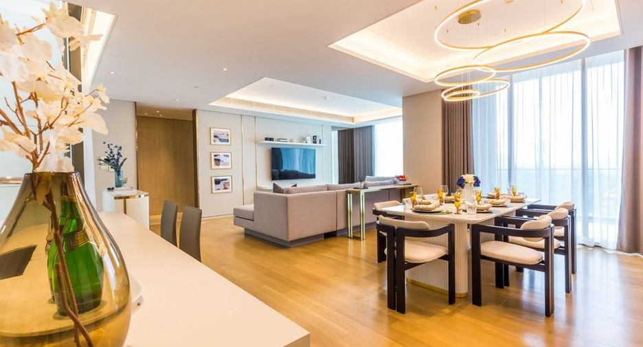 For rent and for sale 2 bedrooms condo in Pathum Wan, Bangkok