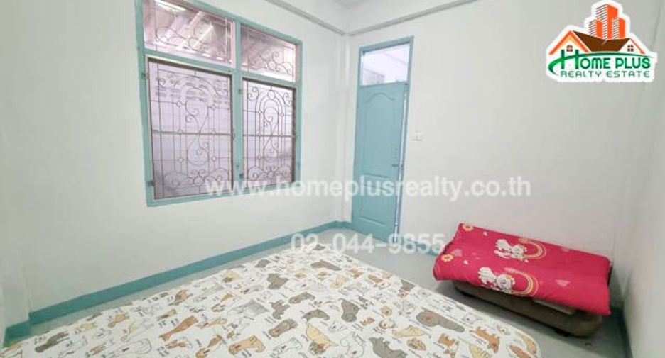 For sale 4 bedrooms townhouse in Lam Luk Ka, Pathum Thani
