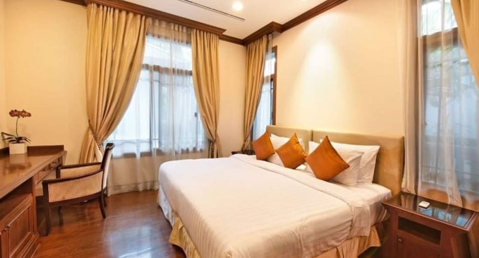 For rent 5 bed villa in Sathon, Bangkok