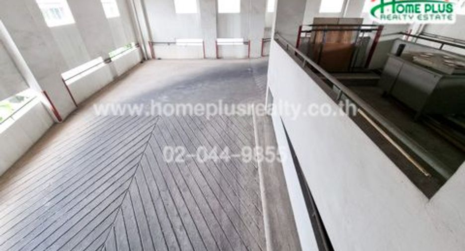 For sale 84 bedrooms apartment in Bang Kapi, Bangkok