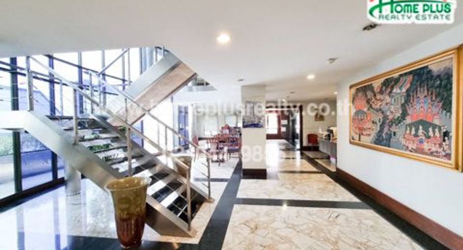 For sale 84 bedrooms apartment in Bang Kapi, Bangkok