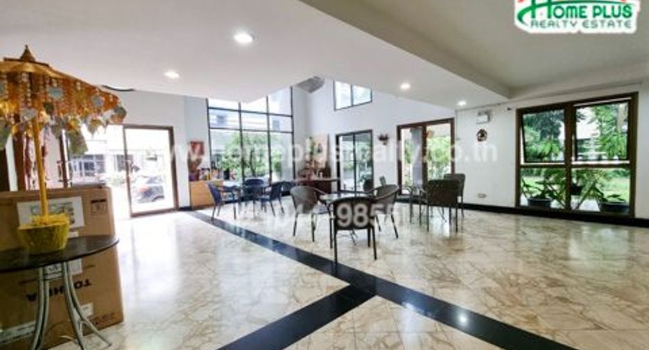 For sale 84 bedrooms apartment in Bang Kapi, Bangkok