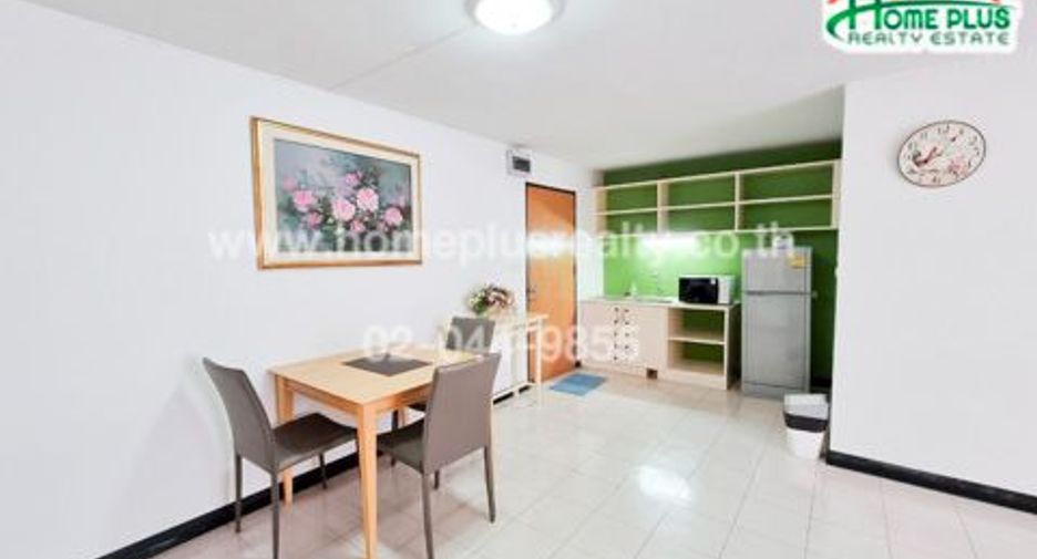 For sale 84 bedrooms apartment in Bang Kapi, Bangkok
