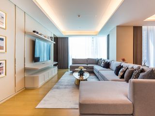 For rent 2 bed condo in Pathum Wan, Bangkok